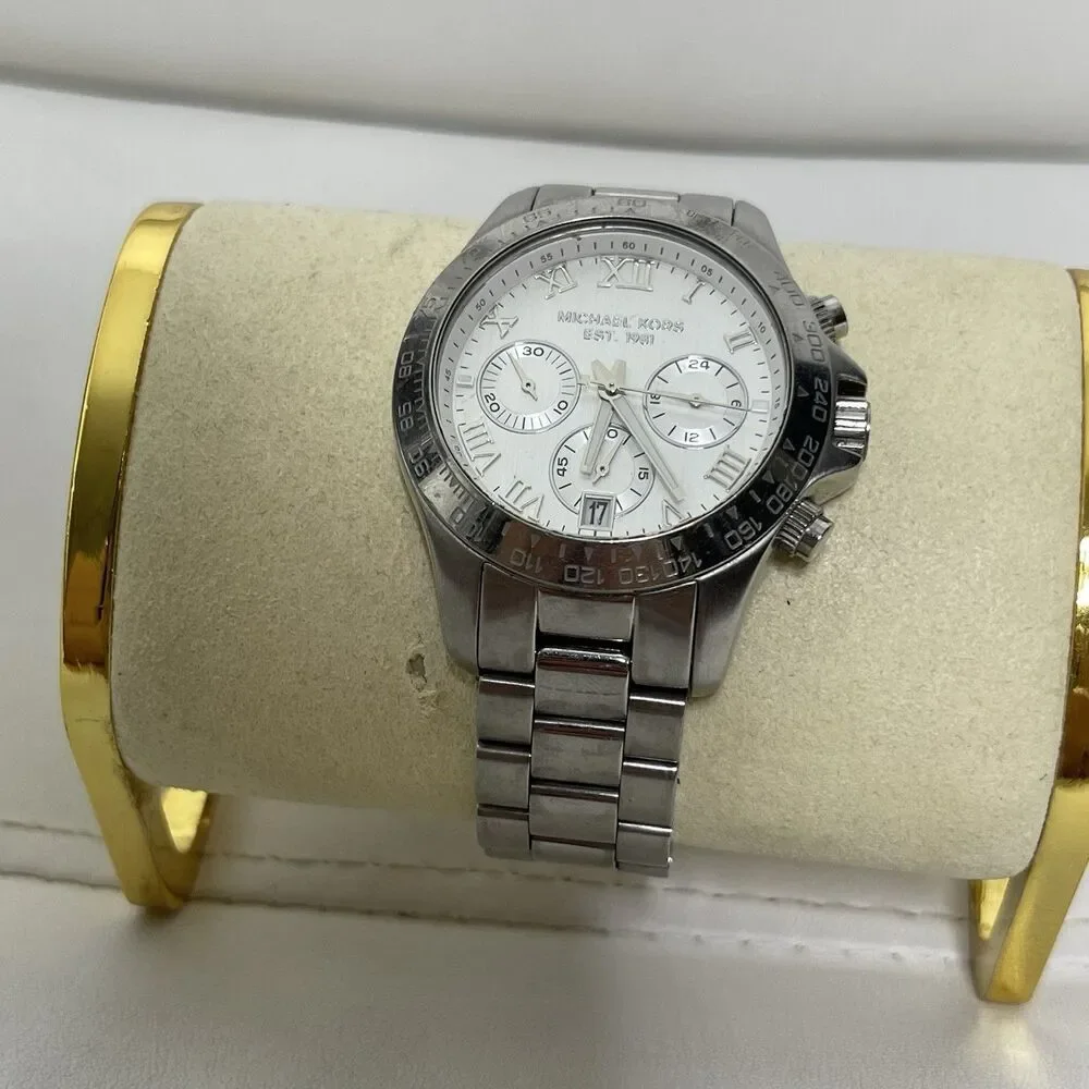 Michael Kors Silver Watch Layton Stainless Steel Chronograph MK5454 Quartz WORKS